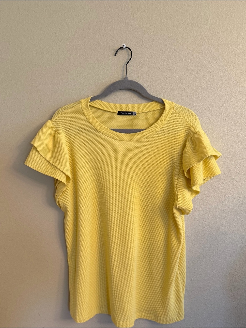Pink Clover Yellow Ruffle Sleeve Short-Sleeve Top Size XL